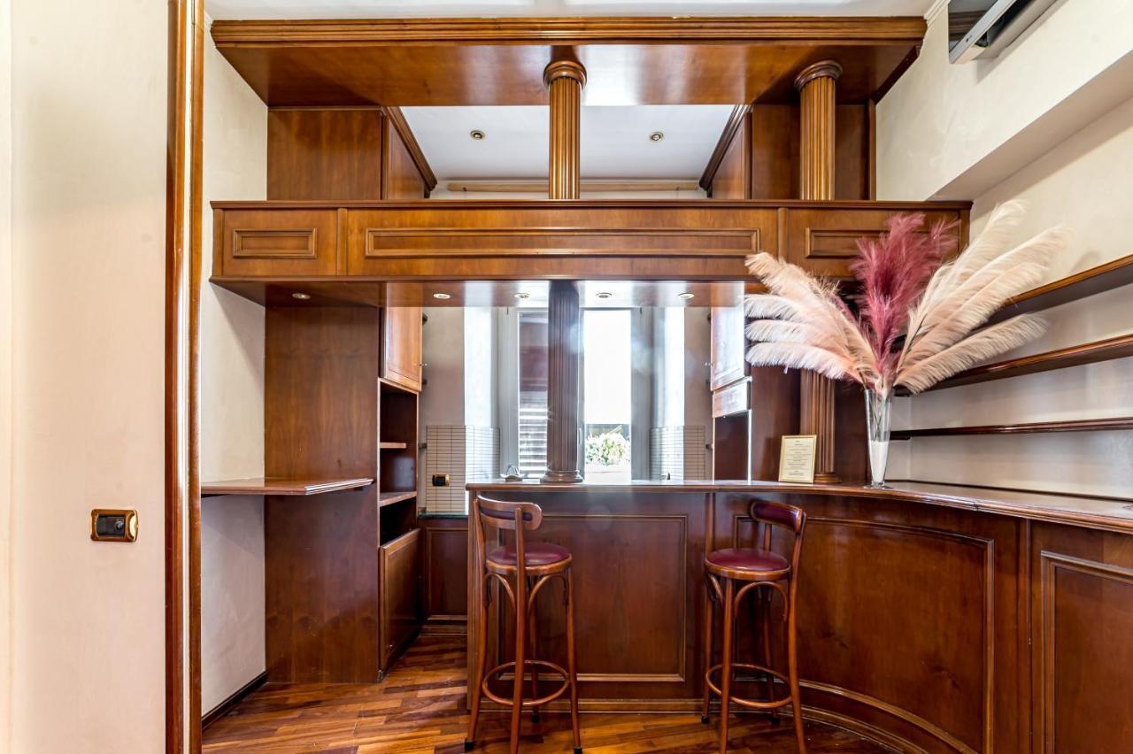 Downtown Luxury B&B - Termini Train Station Roma Esterno foto